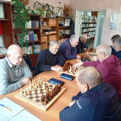 Шахматный турнир, посвящённый 80-летию Победы, в рамках работы клуба "Белая ладья" 