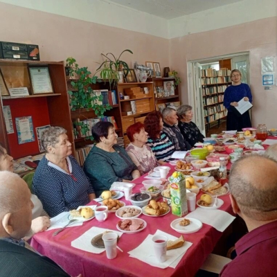 Защитникам Отечества слава!